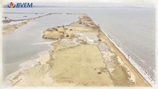 Электрический вибратор мощностью 100 кВт для уплотнения свай